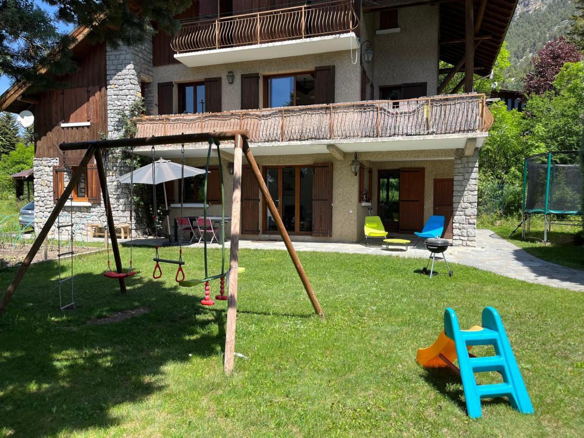 Appartement Rez De Jardin, 2 Chambres/ 4 Personnes, Garage. Briançon 외부 사진